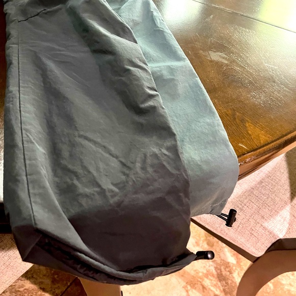 PacSun Performance Gray Slim Cargo Joggers - Picture 5 of 8